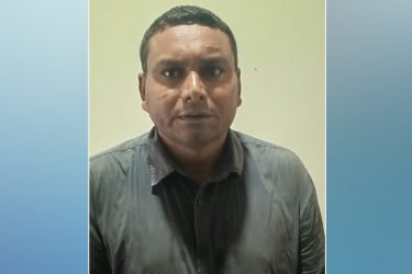 সরকারি কর্মচারী হত্যা মামলার যাবজ্জীবন দণ্ডপ্রাপ্ত পলাতক আসামি গ্রেফতার