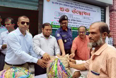 কলাপাড়ায় কৃষি প্রণোদনা বিতরণ কার্যক্রমের উদ্বোধন