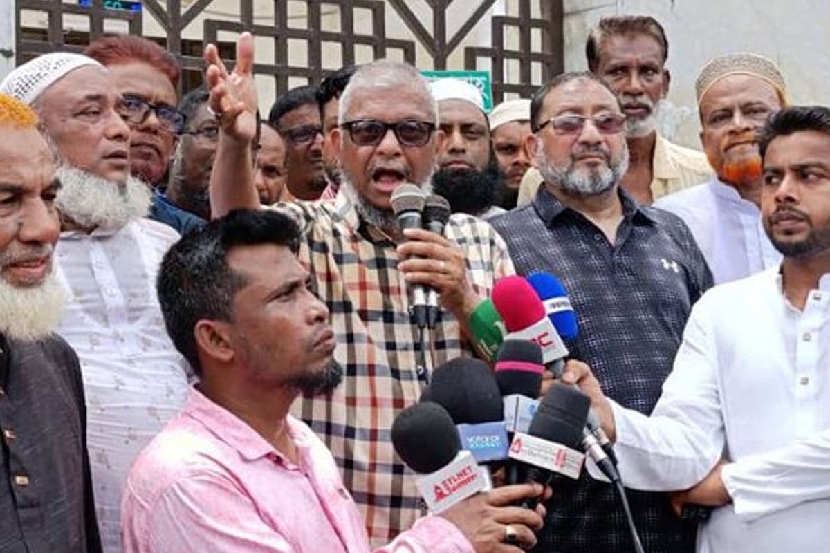 সিলেটের জেলা প্রশাসকের বিরুদ্ধে ক্ষেপলেন সাবেক মেয়র আরিফ