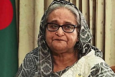 আদালত অবমাননা : শেখ হাসিনার ৬ মাসের কারাদণ্ড