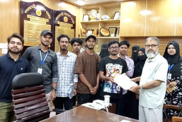 বৃন্দাবন কলেজে ফের বাস সার্ভিস চালুর দাবিতে স্মারকলিপি