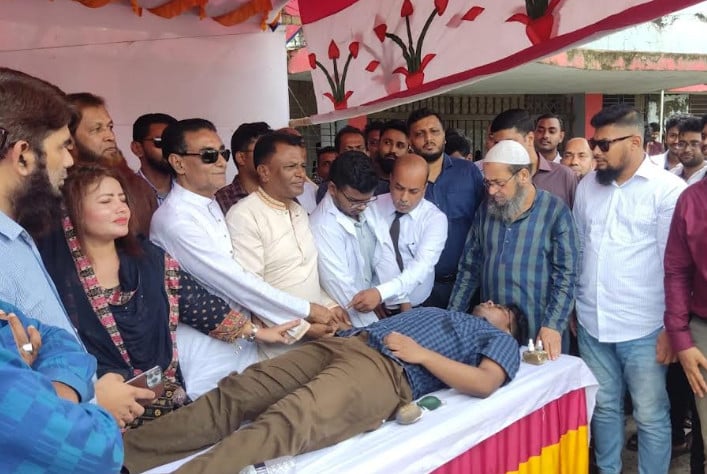 বরিশালে ড্যাবের রক্তদান কর্মসূচি ও ফ্রি ব্লাড গ্রুপিং