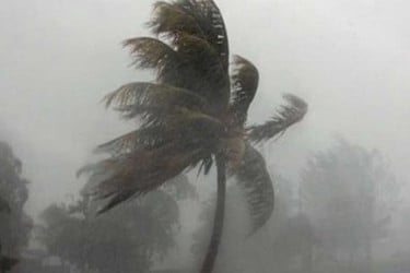 দুপুরের মধ্যে ঢাকাসহ ৯ অঞ্চলে ঝড়ের আভাস