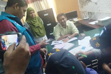 নানা অভিযোগে নোয়াখালী জেনারেল হাসপাতালে দুদকের অভিযান