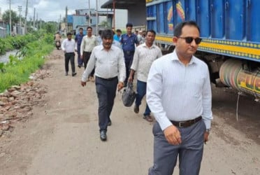 কুষ্টিয়ায় চালের মোকামে অভিযান, তিন চালকল মিলকে জরিমানা