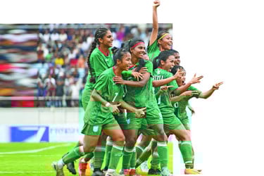 এবার বিশ্বকাপের হাতছানি