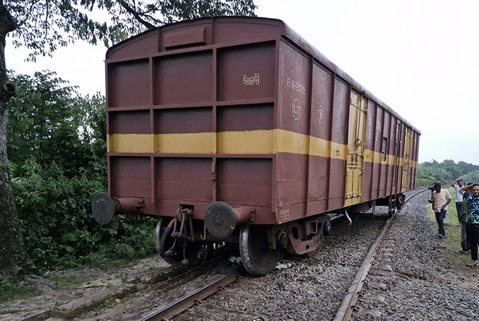 খুলনার সঙ্গে সারা দেশের ট্রেন চলাচল বন্ধ