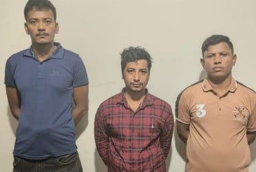 কক্সবাজারে ৩ অস্ত্র ব্যবসায়ী গ্রেফতার