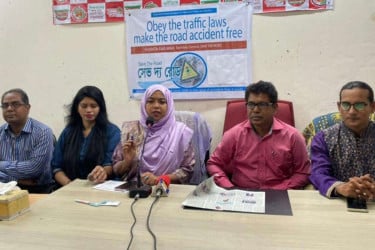 ৬ মাসে সড়ক দুর্ঘটনায় প্রাণ গেল ২ হাজার ৭৭৮ জনের : সেভ দ্য রোড
