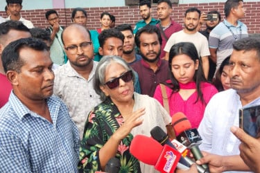 ‘জুলাই শহিদদের স্বীকৃতিস্বরূপ সনদ প্রদানের বিষয়ে কাজ করছে সরকার’