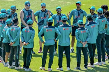 সিরিজ বাঁচাতে বিকেলে মাঠে নামছে বাংলাদেশ