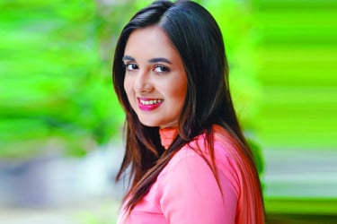 ডিজে তানিয়া বৃষ্টি