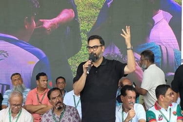 ঐক্যবদ্ধভাবে সবাইকে এগিয়ে যেতে হবে: আমিনুল