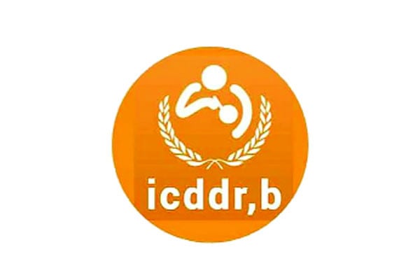 পুষ্টিহীনতায় বস্তির নারী শিশু
