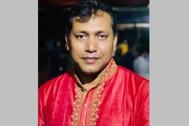 হাসিনার এপিএস লিকুর সম্পদ জব্দ, ব্যাংক হিসাব অবরুদ্ধ