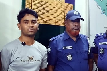 নড়াইলে স্ত্রীসহ আন্তঃজেলা ডাকাতদলের সদস্য গ্রেফতার