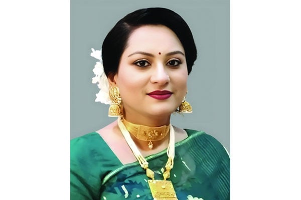 বৃষ্টিতে মন চায় ভিন্ন স্বাদের সবজির পসরা