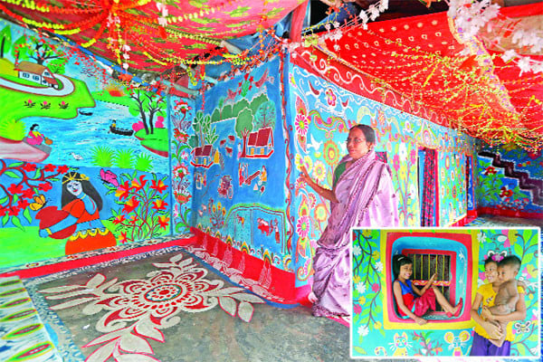 আলপনায় রঙিন গ্রাম