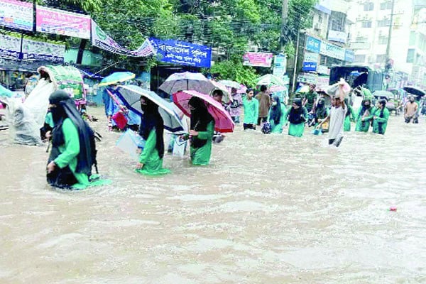 আবারও ডুবল ফেনী