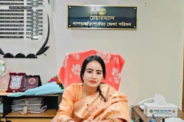 খাগড়াছড়ি পার্বত্য জেলা পরিষদ চেয়ারম্যানকে সকল কার্যক্রম থেকে বিরত থাকার নির্দেশ