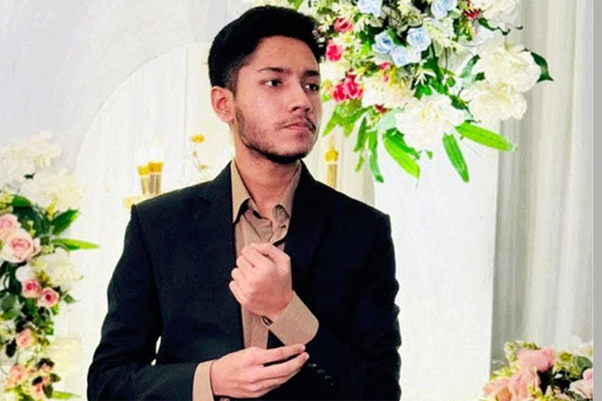 কক্সবাজার সৈকতে ভেসে এলো চবির আরেক শিক্ষার্থীর লাশ