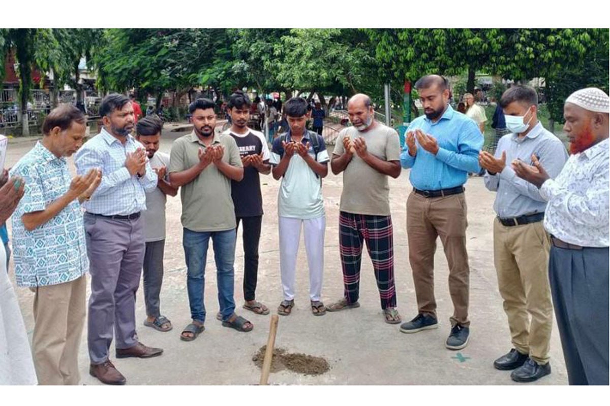 গাইবান্ধায় জুলাই শহীদ স্মৃতিস্তম্ভ নির্মাণ কাজের উদ্বোধন
