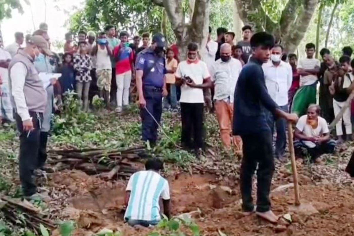 ১৫ মাস পর কবর থেকে 
লাশ উত্তোলন