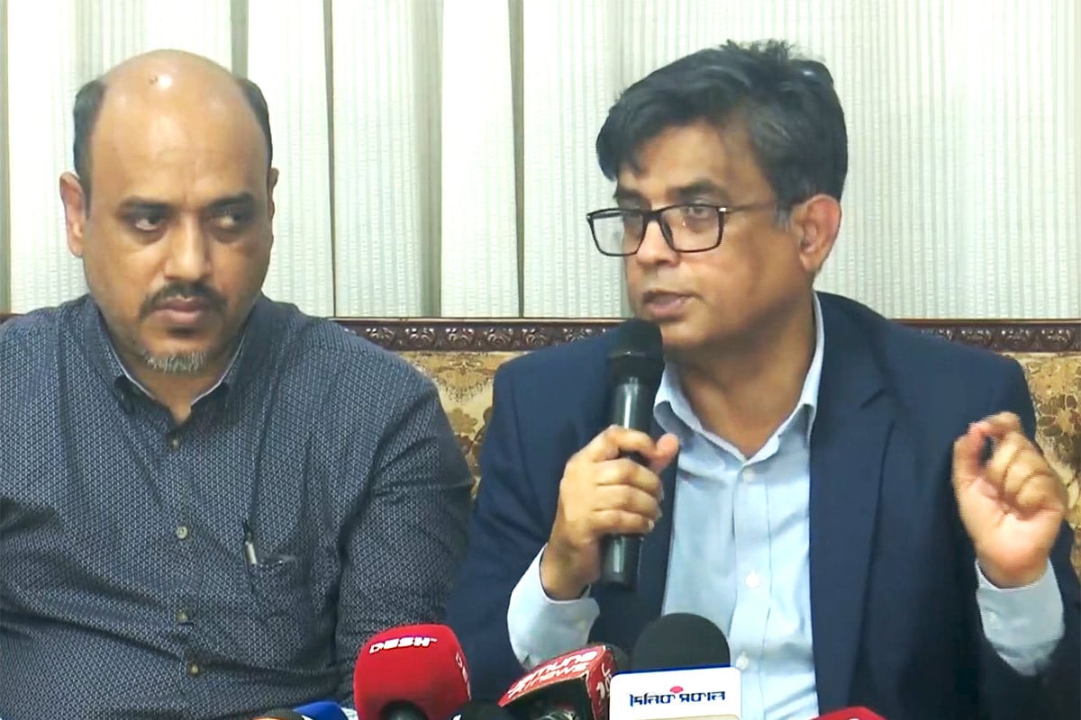 ডিসেম্বরের মধ্যে নির্বাচনের সব প্রস্তুতি শেষ করার নির্দেশ ‍প্রধান উপদেষ্টার
