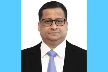 দেশ কাঁপানো ৩৬ দিন