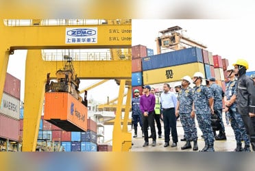 চট্টগ্রাম বন্দরের নিউমুরিং কনটেইনার টার্মিনাল পরিদর্শন করলেন নৌবাহিনী প্রধান