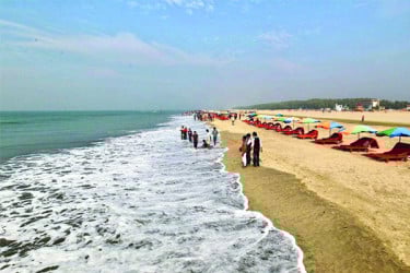 প্রতিযোগিতায় ধারে কাছেও নেই বাংলাদেশ