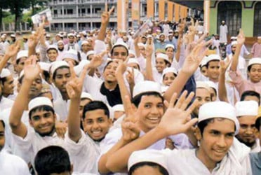 মাদরাসা বোর্ডে কমেছে পাসের হার ও জিপিএ-৫