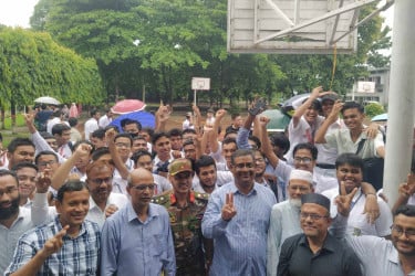 এসএসসি পরীক্ষায় ঢাকা রেসিডেনসিয়াল মডেল কলেজের সাফল্য