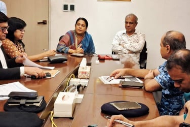নিষিদ্ধ পলিথিন বন্ধে আর কোনও ছাড় নয়, শুরু হচ্ছে যৌথবাহিনীর কঠোর অভিযান