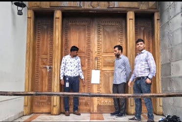 শাজাহান খানের মেয়ের সম্পদের হিসাব চেয়ে বাসার দরজায় দুদকের নোটিশ