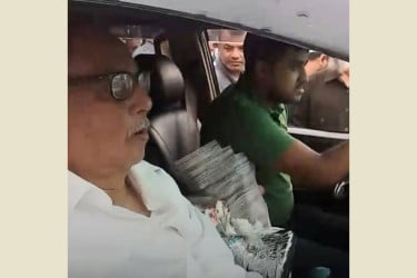 চিকিৎসা শেষে দেশে ফিরলেন আ স ম রব