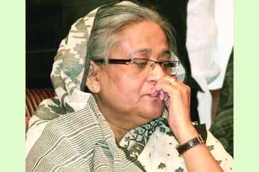 হাসিনাকে দিয়েই বিচার শুরু