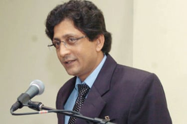 দুদকের মামলায় জনতা ব্যাংকের সাবেক চেয়ারম্যান আবুল বারকাত গ্রেফতার