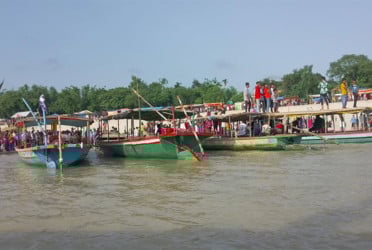 কিশোরগঞ্জে নৌকা ডুবে কলেজছাত্রীর মৃত্যু