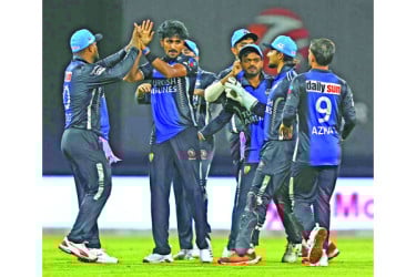 জয়ে শুরু রংপুর রাইডার্সের