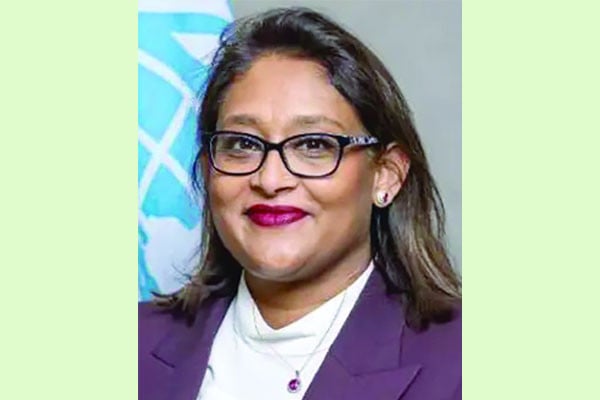 পুতুলকে বিশ্ব স্বাস্থ্য সংস্থার বাধ্যতামূলক ছুটি