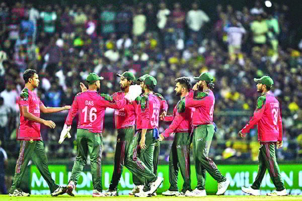 সিরিজে ফেরার ম্যাচ আজ