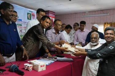 ঝিনাইদহে বিএনপির সদস্য নবায়ন ও নতুন সদস্য সংগ্রহ কর্মসূচির উদ্বোধন
