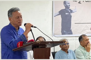 জনগণই নির্বাচনের মাধ্যমে তাদের ভবিষ্যৎ নির্ধারণ করবে : আমীর খসরু