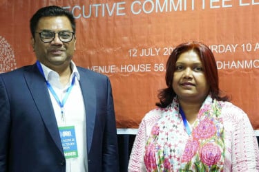 পেন বাংলাদেশের নেতৃত্বে সামসাদ মোর্তুজা ও জাহানারা পারভীন