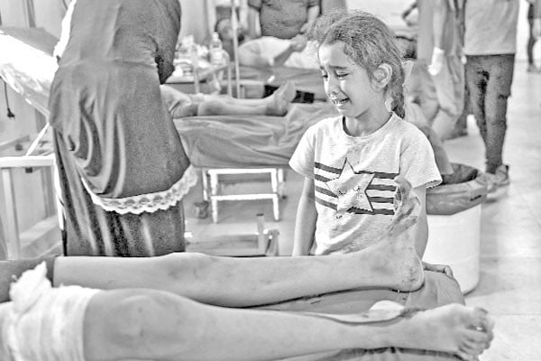 গাজায় প্রতিমুহূর্তে মরছে মানুষ
