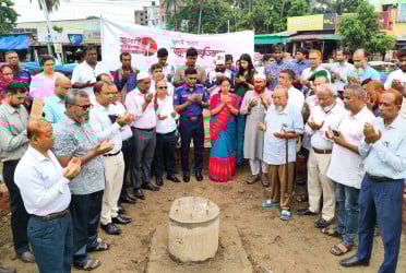 ঠাকুরগাঁওয়ে ‘জুলাই স্মৃতিস্তম্ভ’ নির্মাণ কাজের উদ্বোধন