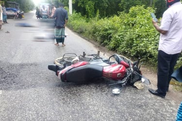 শ্রীপুরে সড়ক দুর্ঘটনা নিহত ১