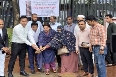জুলাই বিপ্লবের চেতনাকে ধারণ করতে হবে : চট্টগ্রামের ডিসি