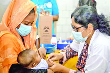 টিকা কর্মসূচিতে বড় ধাক্কা